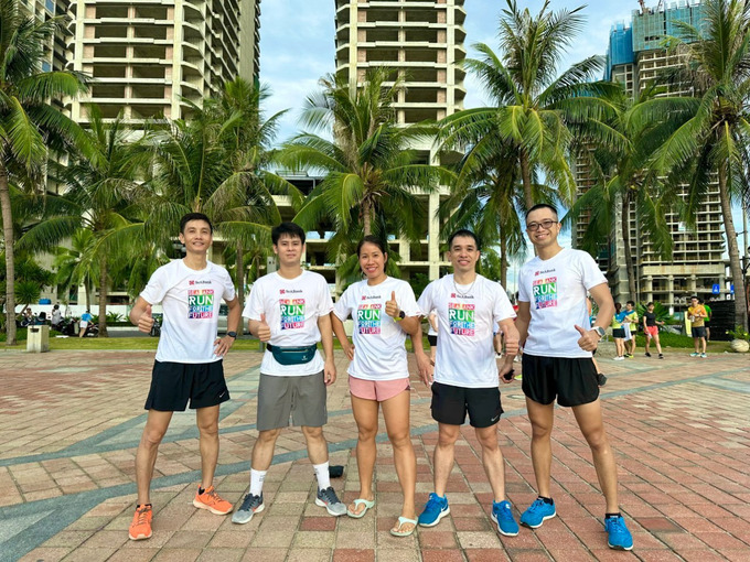 Gần 10.000 người tham dự gải chạy SeABank Run for The Future 2023