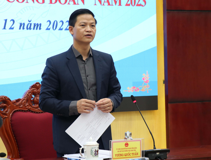 Phó Chủ tịch Thường trực UBND tỉnh Vương Quốc Tuấn phát biểu chỉ đạo tại hội nghị