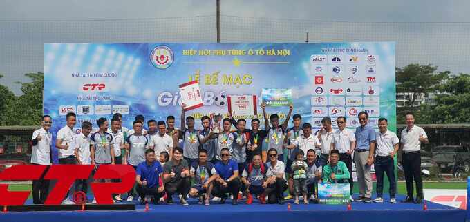 Đội bóng dành giải nhì