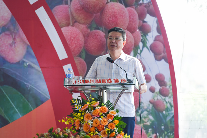 Ông Lê Thanh Hòa Cục phó Cục Chất lượng, chế biến và Phát triển thị trường (Bộ Nông nghiệp và PTNT) phát biểu tại Hội nghị xúc tiến tiêu thụ vải thiều chín sớm