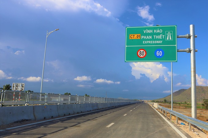 Cả nước có tổng số khoảng 1.892km đường ô tô cao tốc đã được đưa vào khai thác sử dụng