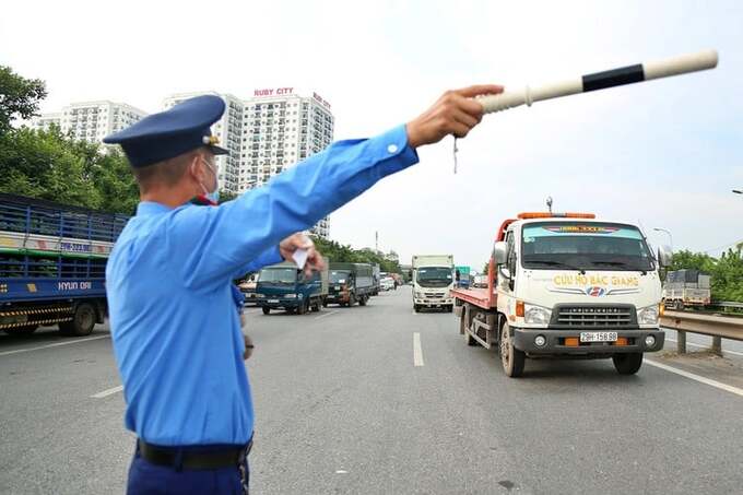 Thanh tra Sở cũng sẽ bố trí lực lượng chốt trực tại 106 vị trí có nguy cơ xảy ra ùn giao thông vào giờ cao điểm
