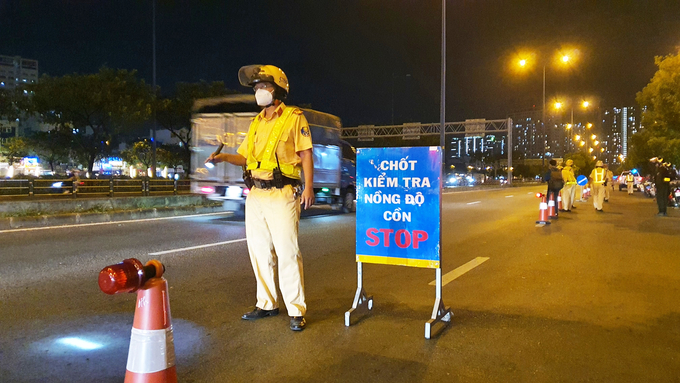 Rượu, bia là một trong 3 nguyên nhân hàng đầu làm gia tăng tỉ lệ tai nạn giao thông ở nam giới trong độ tuổi 15-49