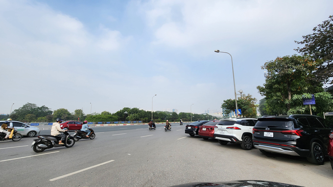 Đoạn qua quảng trường SVĐ Quốc Gia Mỹ Đình trở thành điểm đen TNGT vì hạ tầng giao thông và hệ thống đảm bảo TTATGT chưa hợp lý
