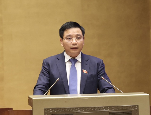 Bộ trưởng Bộ Giao thông vận tải Nguyễn Văn Thắng cho biết Bộ đang triển khai khắc phục, khôi phục hoạt động đăng kiểm, đồng thời rà soát lại toàn bộ hoạt động đăng kiểm để bảo đảm yêu cầu hiện đại, thông thoáng, chặt chẽ
