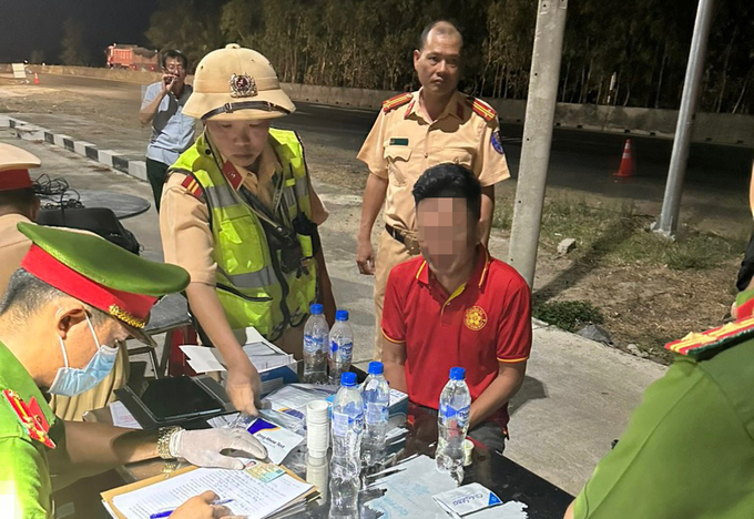Lái xe dương tính với ma túy bị phát hiện
