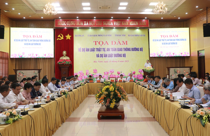 Toàn cảnh buổi tọa đảm.