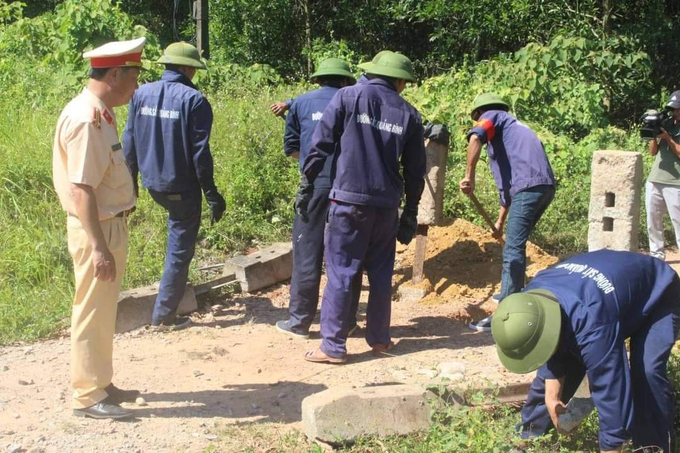 Đoàn liên ngành tổ chức đóng các lối đi tự mở