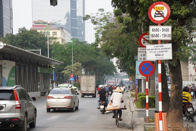 Liên ngành chức năng đã đồng thuận 100% về việc dỡ bỏ biển cấm xe taxi tại phố Cát Linh