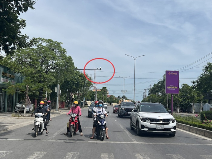 Tại TP Đồng Hới đã có 23 camera giám sát giao thông được lắp đặt ở các điểm giao thông quan trọng.