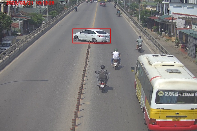 Hệ thống có thể tự động nhận dạng biển số phương tiện tham gia giao thông.