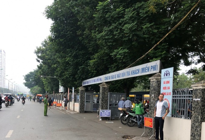 Công an phường Giáp Bát tăng cường lực lượng kiểm tra, xử lý các trường hợp gây mất an ninh trật tự tại BX Giáp Bát và khu vực mặt đường Giải Phóng.