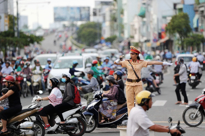 Tăng cường bảo đảm trật tự, ATGT và chống ùn tắc giao thông