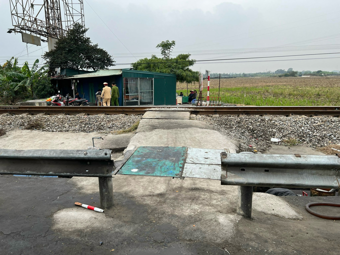 Đường ngang trái phép được mở