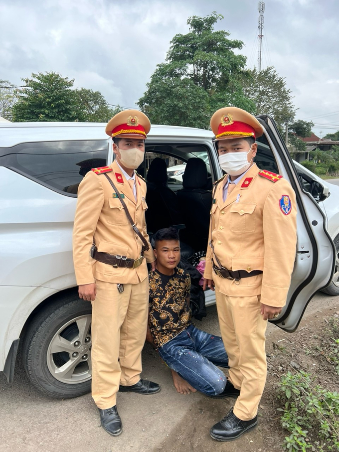 Đối tượng bị CSGT bắt giữ