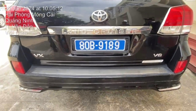 Hô biến thành xe biển xanh của cơ quan Trung ương