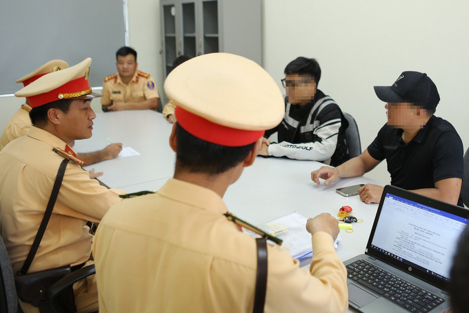 Cơ quan chức năng làm việc với các đối tượng
