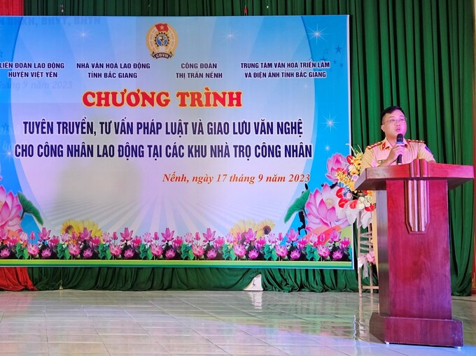 Báo cáo viên tuyên truyền, hướng dẫn về pháp luật TTATGT