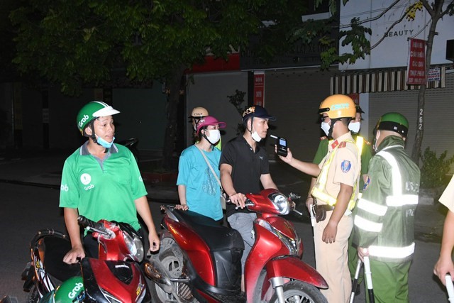Các lực lượng chức năng tỉnh Bắc Giang tăng cường tuần tra, kiểm soát, xử lý vi phạm, nhất là vi phạm về nồng độ cồn khi tham gia giao thông