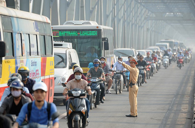 Tăng cường các giải pháp phục vụ tốt nhu cầu đi lại của nhân dân, bảo đảm trật tự, an toàn giao thông (TTATGT) trong dịp nghỉ lễ giỗ tổ Hùng Vương và nghỉ Lễ 30/4, 01/5.