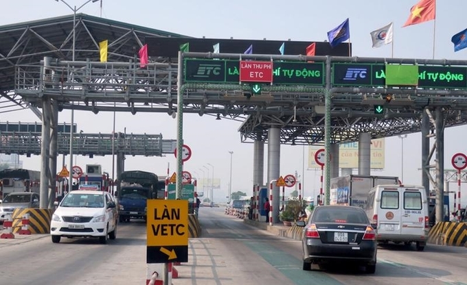 UBND TP Yêu cầu triển khai dán thẻ định danh đối với toàn bộ xe ô tô | Ảnh minh hoạ
