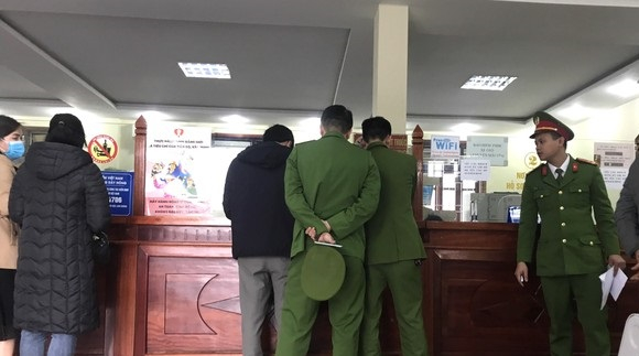 Cơ quan công an làm việc, khám xét trung tâm đăng kiểm 3701S