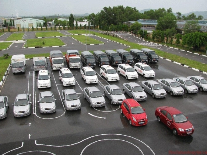 Bộ Giao thông Vận tải đã yêu cầu Cục Đường bộ Việt Nam tăng cường kiểm tra tại các địa phương, cơ sở đào tạo lái xe, trung tâm sát hạch lái xe.