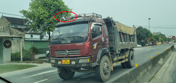 Lạm dụng còi hơi có thể khiến người đi đường giật mình, dẫn tới những sự cố đáng tiếc