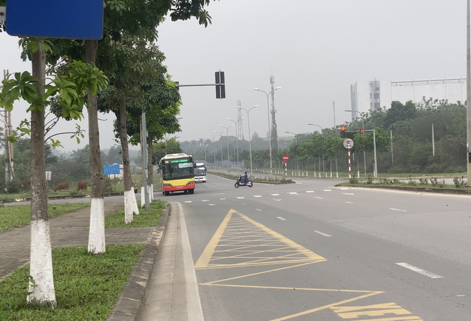 Bất chấp nguy hiểm, cứ vắng là vượt