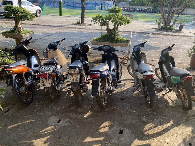 Các phương tiện được nhóm thanh niên sử dụng thực hiện vi phạm