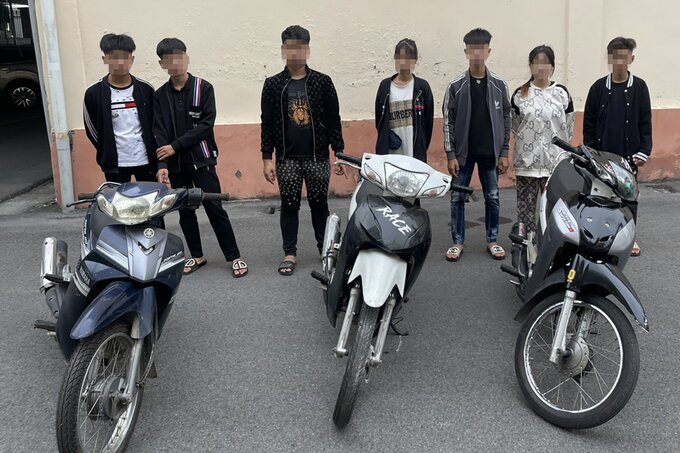 Nhóm đối tượng bị triệu tập