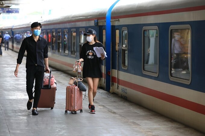 Đường sắt thực hiện chương trình '6.000 chỗ giảm giá 30%' nhằm kích cầu hành khách đi lại bằng đường sắt sau hè