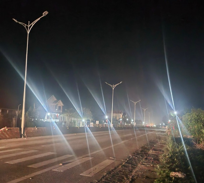Dự án đã hoàn thành gần 5 tháng thế nhưng chưa thể đấu điện đưa vào sử dụng.