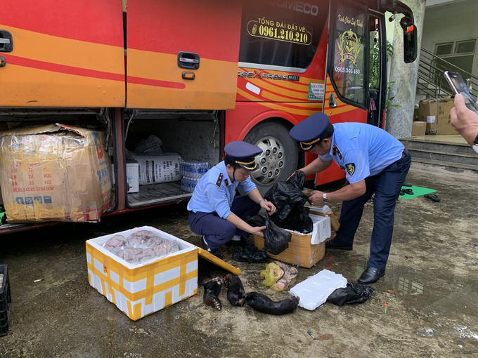 Ngăn chặn triệt để, chấm dứt tình trạng nhập lậu, vận chuyển trái phép động vật, sản phẩm động vật, kiểm soát tốt các loại dịch bệnh động vật