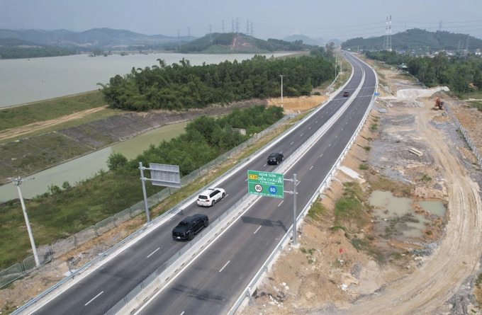 Bộ Giao thông vận tải đồng ý nâng tốc độ tối đa 8 tuyến cao tốc lên 90km/h