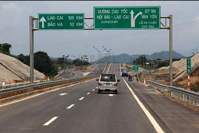 Trước đó, Bộ GTVT cũng có văn bản yêu cầu VEC nâng cao trách nhiệm trong khắc phục sửa chữa hạ tầng giao thông trên các tuyến cao tốc do đơn vị này quản lý bảo trì