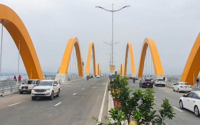 Cầu Tình yêu Quảng Ninh. Ảnh thực tế