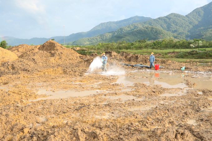 Huyện A Lưới là một trong những nơi bị Mỹ rải chất độc da cam nhiều nhất, trong đó nặng nhất là sân bay A So.