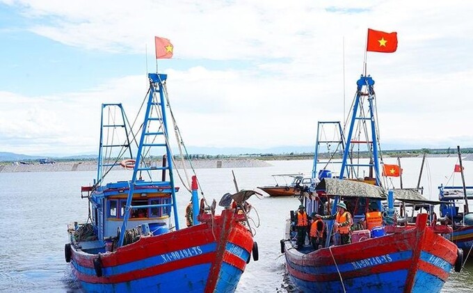 2 phương tiện tàu cá bị lực lượng chức năng bắt giữ
