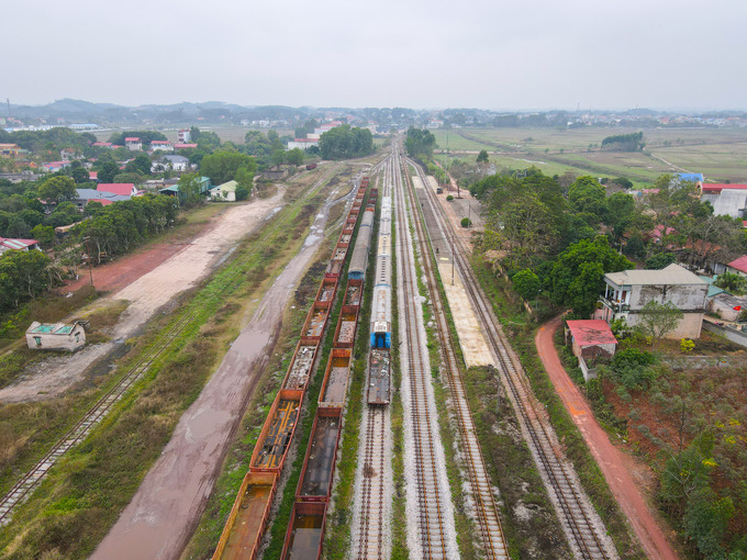 Khi ga Kép trở thành ga liên vận quốc tế sẽ “chia lửa” cho các ga hàng hóa đầu mối, góp phần nâng cao năng lực vận tải cho toàn tuyến Hà Nội - Lạng Sơn qua Trung Quốc đi châu Âu, đặc biệt khi nước bạn đã có chính sách thông thoáng hơn về kiểm soát dịch bệnh đối với hàng hóa xuất nhập khẩu...