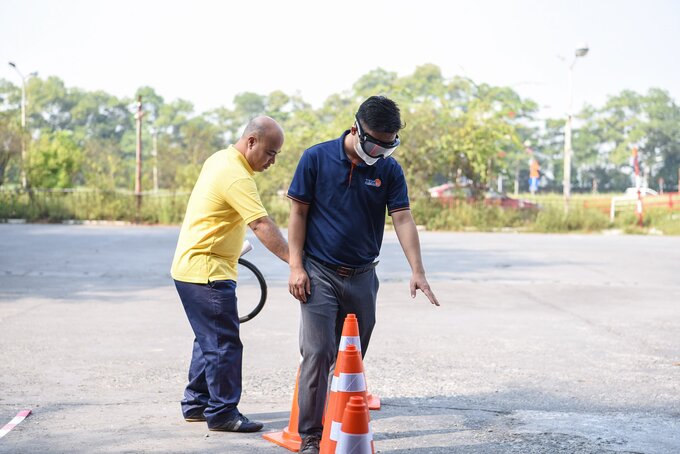 Học viên được thực hành ngay sau khi học phần lý thuyết trên giảng đường tại chương trình