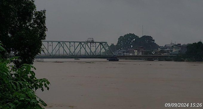 Cầu Yên Bái. Ảnh: Nguyễn Quang Vỹ