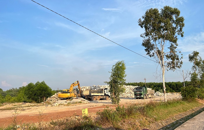 Chủ đất và công ty xây dựng di dời toàn bộ cấu kiện bê tông