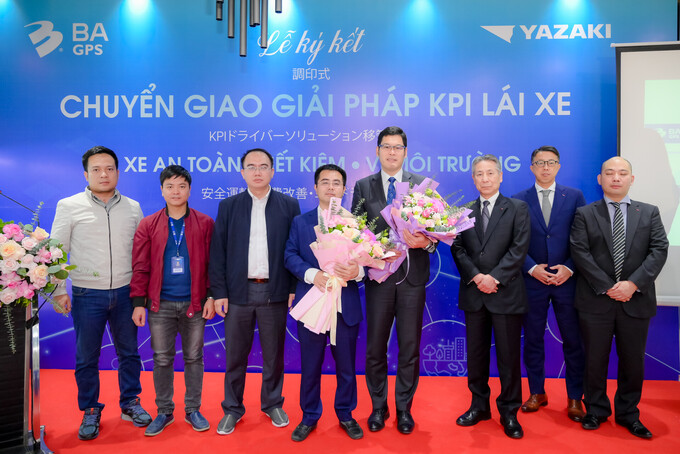 Lễ chuyển giao giải pháp có sự hiện diện và chứng kiến của các đại diện Yazaki-BA GPS cùng các đơn vị báo chí uy tín