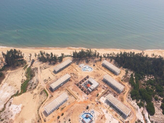 Phú Vang là một trong những địa phương có bờ biển dài và đẹp nhất nhì tỉnh Thừa Thiên Huế.