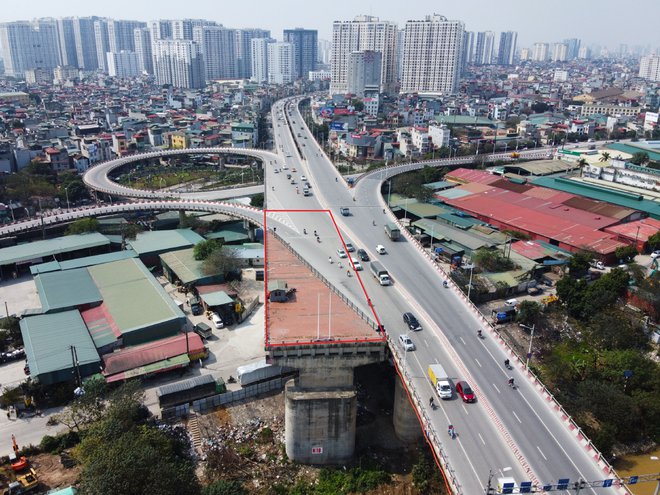 Hà Nội tháo dỡ hai nhịp cầu để triển khai thi công cầu Vĩnh Tuy giai đoạn 2