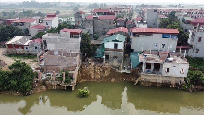 Toàn cảnh khu vực sạt lở.