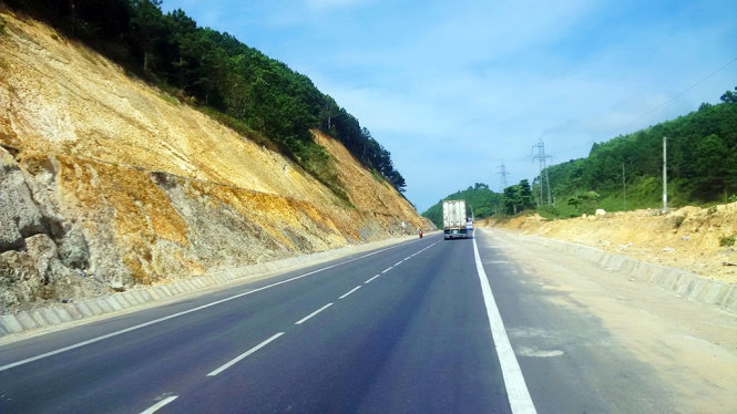Bộ GTVT yêu cầu Ban QLDA 2 rà soát lại năng lực của các nhà thầu để tiến độ bị chậm, kiên quyết xử lý các nhà thầu không có khả năng khắc phục để đảm bảo tiến độ chung của toàn bộ dự án