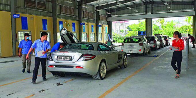 Cục Đăng kiểm Việt Nam cũng đã tiến hành 122 lượt kiểm tra, đánh giá định kỳ duy trì hoạt động các trung tâm đăng kiểm