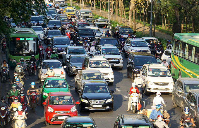 Dự án quan trọng nhất là đường nối Trần Quốc Hoàn - Cộng Hòa dài hơn 4km kết nối nhà ga T3 sân bay Tân Sơn Nhất.